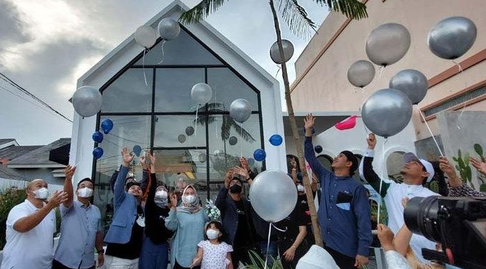 Dampak Positif Penggunaan Balon dalam Promosi Pembukaan Cafe Baru